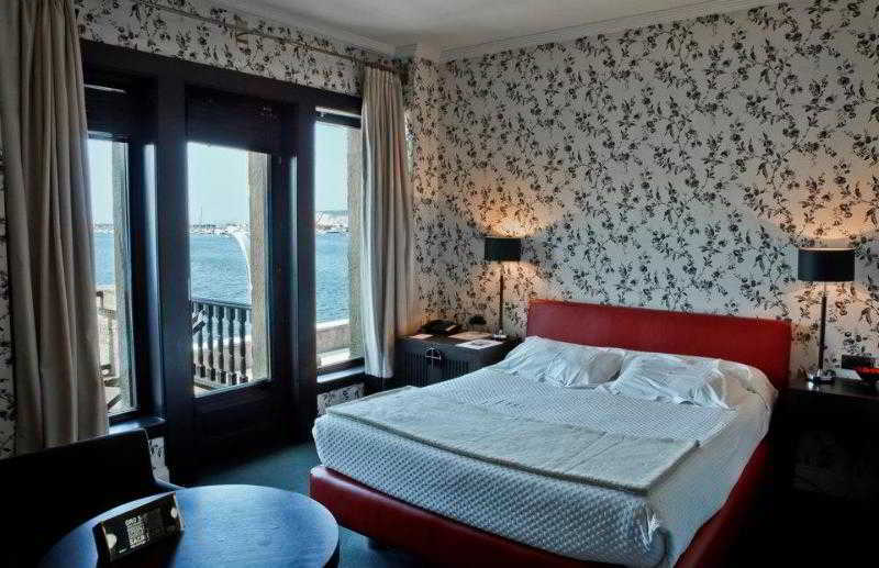 Ercilla Embarcadero Hotel Getxo Exterior photo