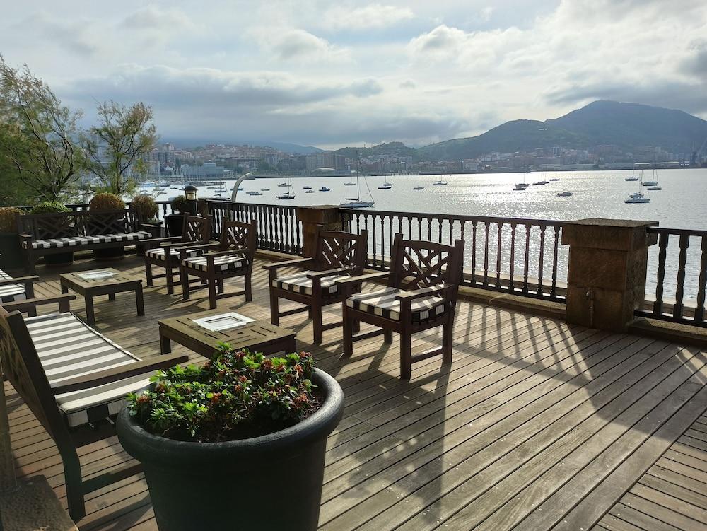 Ercilla Embarcadero Hotel Getxo Exterior photo