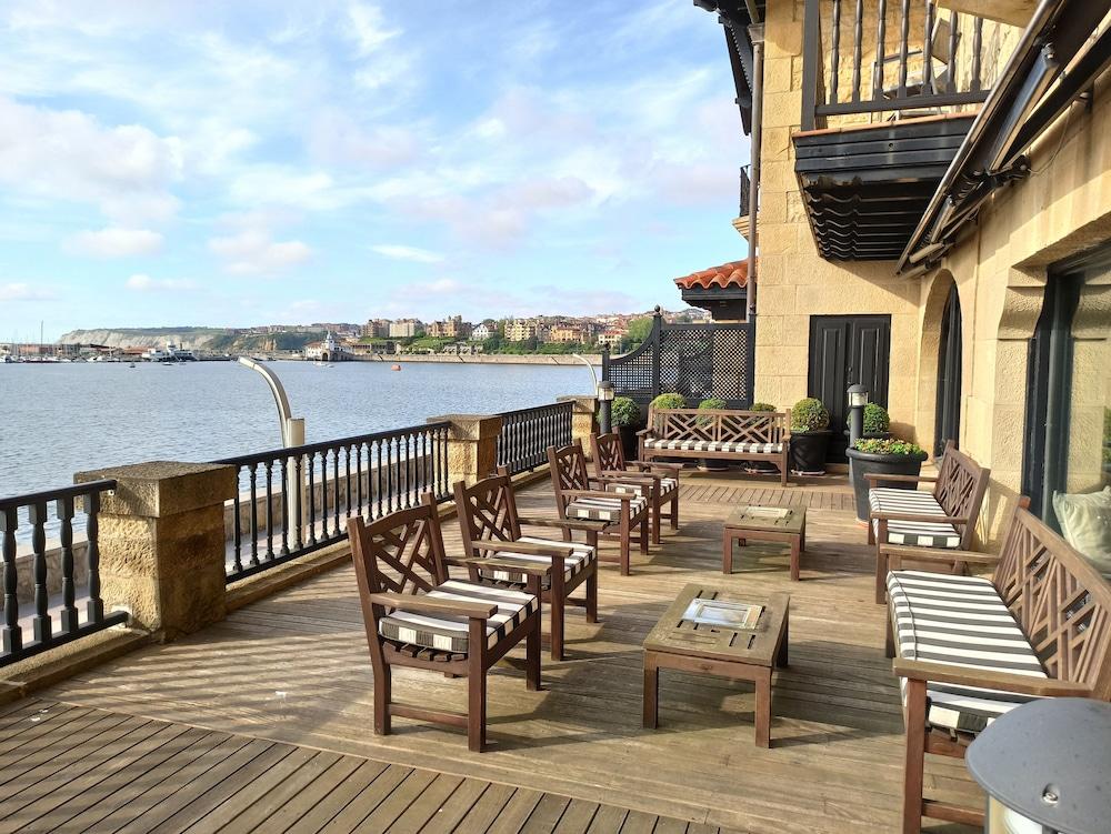 Ercilla Embarcadero Hotel Getxo Exterior photo